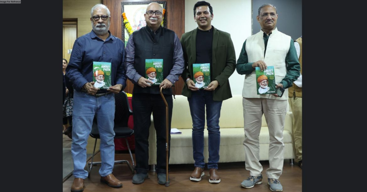 Greenman Viral Desai's book launched in Mumbai